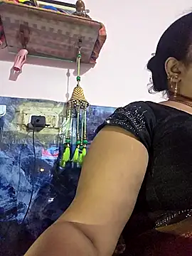 Kiyara7 online show from 4, 10, 2025