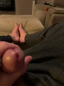 Snapshot of Feettlover69 chatting on 1, 6, 2026 Feettlover69 online show from 1, 6, 2026