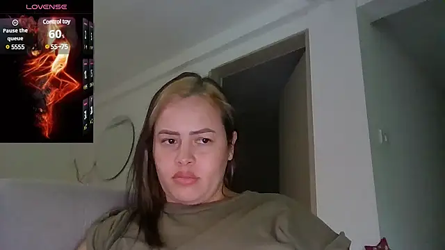 saramartinez1000 online show from 15, 12, 2024