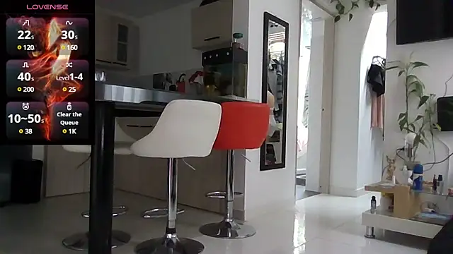 saramartinez1000 online show from 15, 2, 2025