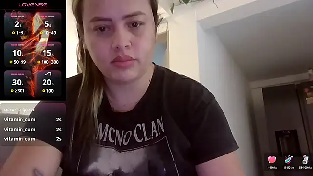 saramartinez1000 online show from 19, 2, 2025