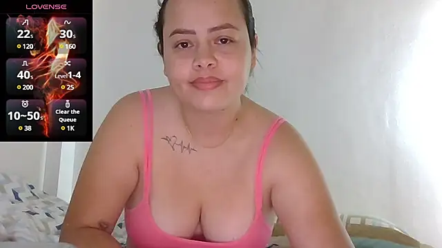 saramartinez1000 online show from 3, 3, 2025