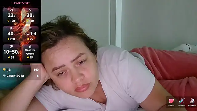 saramartinez1000 online show from 6, 3, 2025