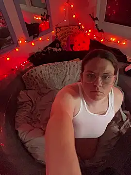 velvetta  online show from 27, 10, 2025