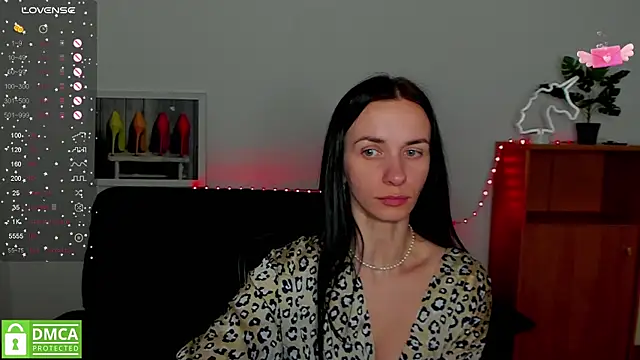 Snapshot of annakillianox chatting on 8, 3, 2025 annakillianox online show from 8, 3, 2025