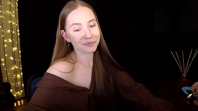 SindiWatsoon online show from 25, 3, 2026