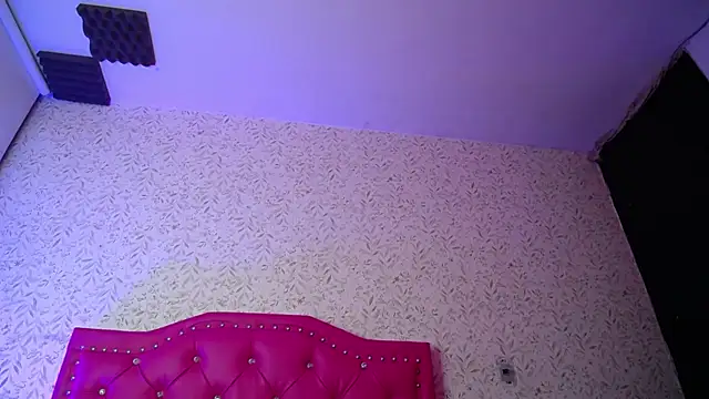 luly pink online show from 18, 12, 2025