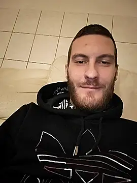 Snapshot of Zoomorriss@xh chatting on 19, 12, 2025 Zoomorrissxh online show from 19, 12, 2025