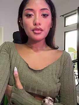 VictoireFeller online show from 3, 2, 2026