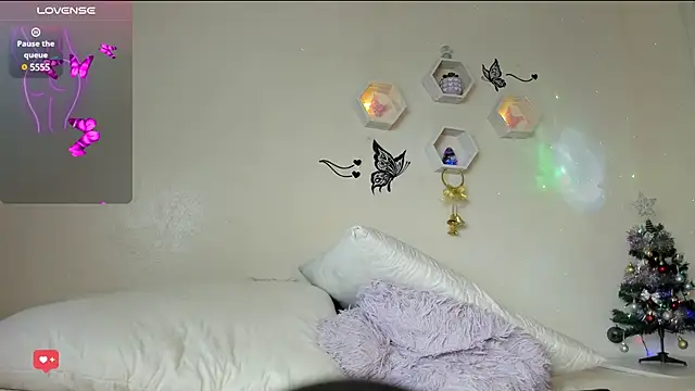 christal cutee online show from 15, 12, 2024