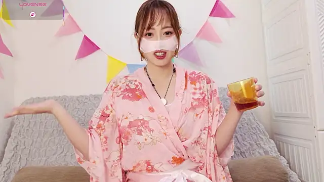 Snapshot of A33-asami chatting on 8, 8, 2026 A33-asami online show from 8, 8, 2026