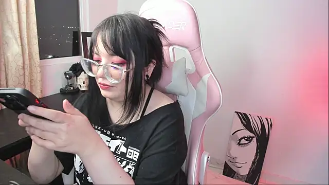 Snapshot of _hikaru_arimura chatting on 4, 2, 2025 hikaru arimura online show from 4, 2, 2025