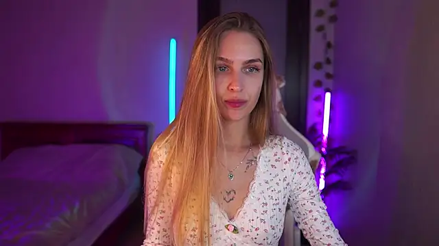 Kamila icee online show from 13, 9, 2025