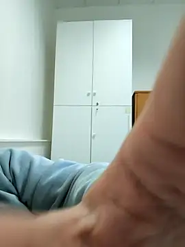 onbifeet online show from 4, 3, 2025