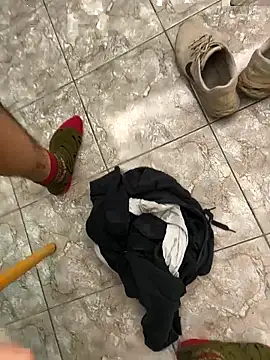 onbifeet online show from 5, 4, 2026