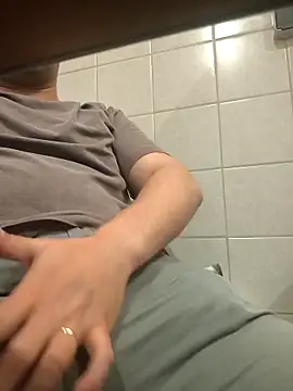 onbifeet online show from 15, 4, 2026