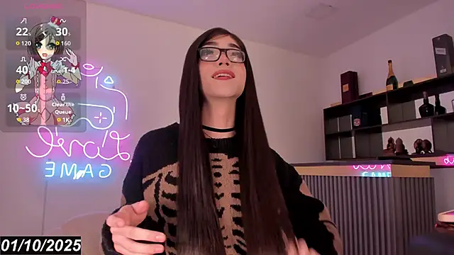 Bonnie Luxury online show from 1, 10, 2025