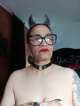Taylor-hardcore online show from 3, 6, 2026