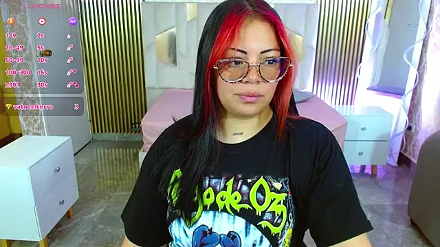 martinna tay online show from 6, 11, 2025