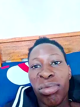 Snapshot of LOVELY-2BERRY chatting on 17, 3, 2025 LOVELY-2BERRY online show from 17, 3, 2025