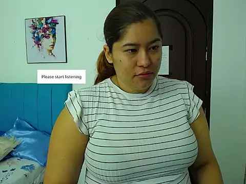 Snapshot of littleflower4you chatting on 10, 9, 2025 littleflower4you online show from 10, 9, 2025