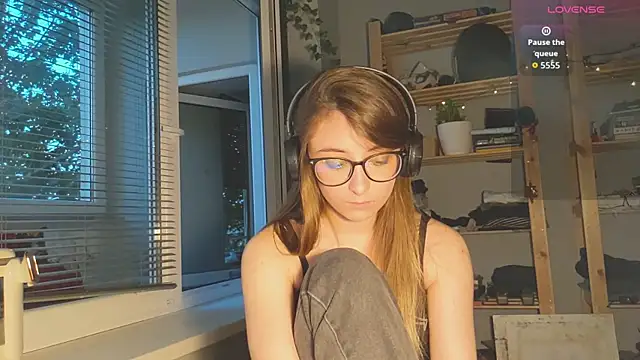 monlight  dana online show from 20, 9, 2025