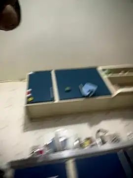 Berry Bans online show from 11, 10, 2025