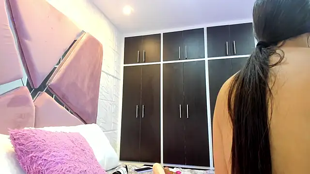 Charlotte Ice1 online show from 20, 12, 2024