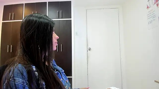 Charlotte Ice1 online show from 24, 12, 2024