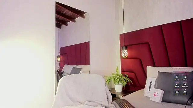 LadyLuminary online show from 13, 4, 2026