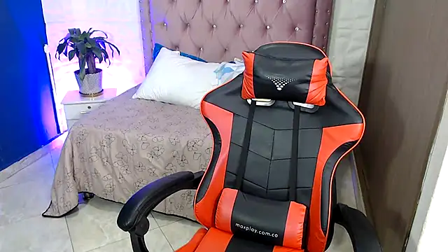 Sofiia davis23 online show from 17, 2, 2025