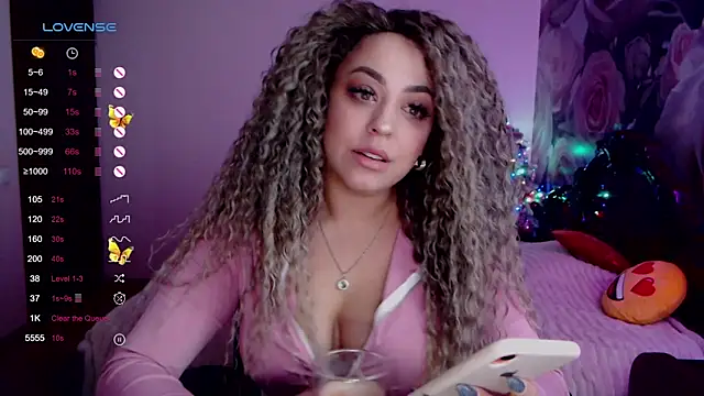 Snapshot of _Just_a_queen_3 chatting on 14, 12, 2024 Just a queen 3 online show from 14, 12, 2024