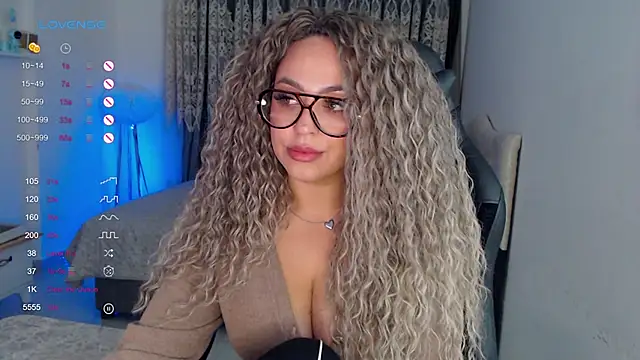 Snapshot of _Just_a_queen_3 chatting on 19, 1, 2026 Just a queen 3 online show from 19, 1, 2026