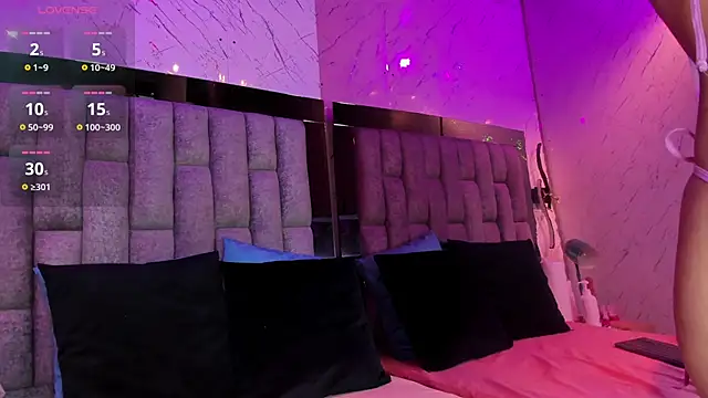 AshleyCampbell  online show from 23, 1, 2025