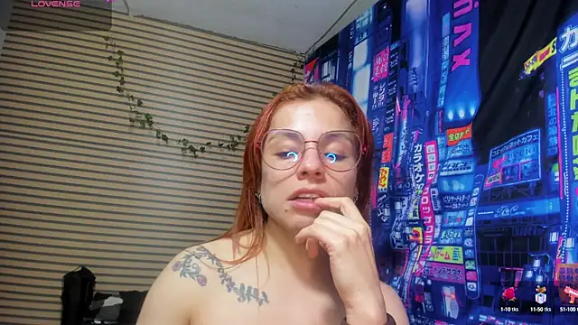 Snapshot of rosse_2504 chatting on 4, 2, 2025 rosse 2504 online show from 4, 2, 2025