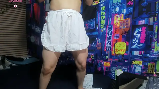 Snapshot of rosse_2504 chatting on 5, 2, 2025 rosse 2504 online show from 5, 2, 2025
