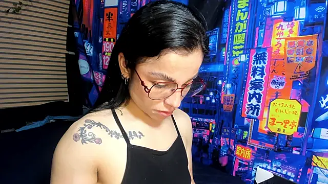 Snapshot of rosse_2504 chatting on 6, 3, 2025 rosse 2504 online show from 6, 3, 2025