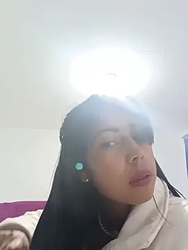 Snapshot of _andrea30 chatting on 1, 6, 2026 andrea30 online show from 1, 6, 2026