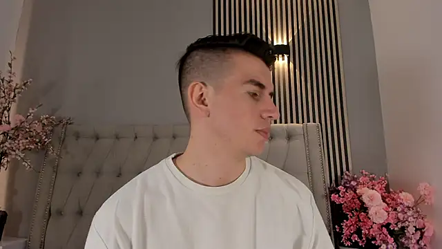 MikaelSlow online show from 1, 12, 2025