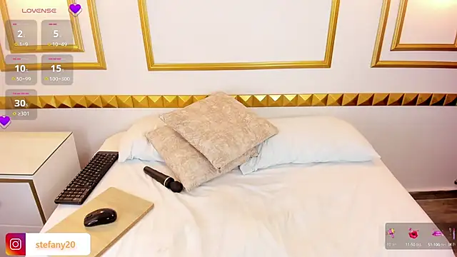 amor smith  online show from 8, 3, 2025