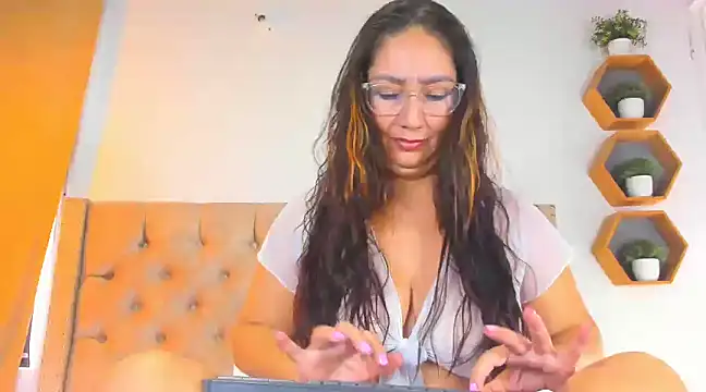 Snapshot of Anya_Texas chatting on 18, 3, 2025 Anya Texas online show from 18, 3, 2025
