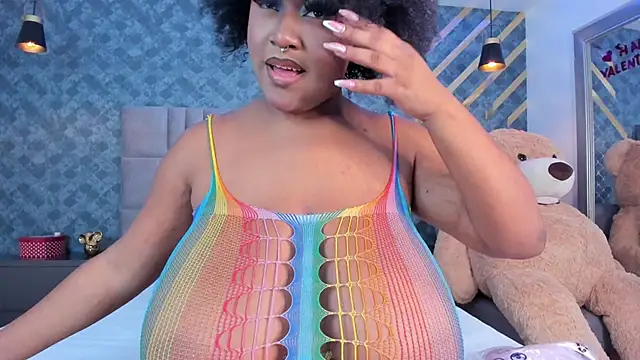 NiiaMoore online show from 28, 2, 2025