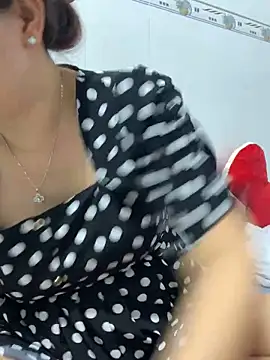 Baby-bigtits online show from 4, 3, 2025