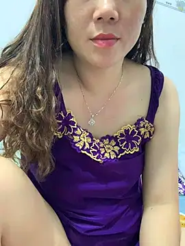 Baby-bigtits online show from 5, 3, 2025