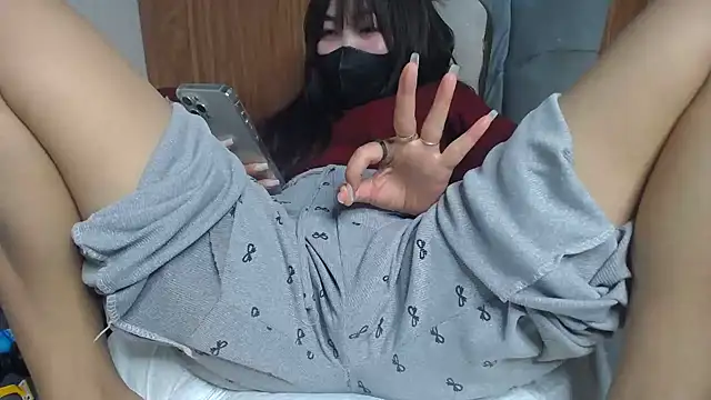 Hatachi ne12 online show from 4, 2, 2026