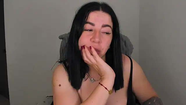 Snapshot of Im_coco chatting on 8, 10, 2025 Im coco online show from 8, 10, 2025