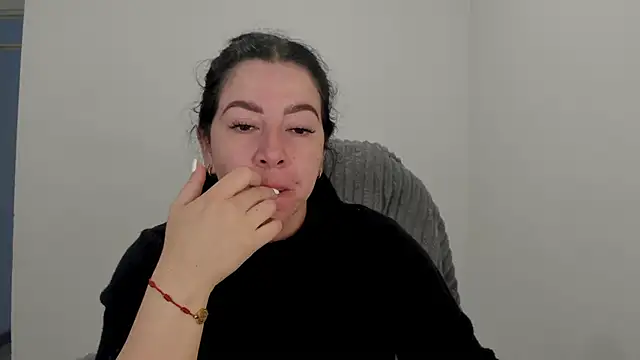 Snapshot of Im_coco chatting on 6, 11, 2025 Im coco online show from 6, 11, 2025