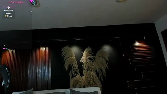 IsabellaaJoness online show from 12, 10, 2025