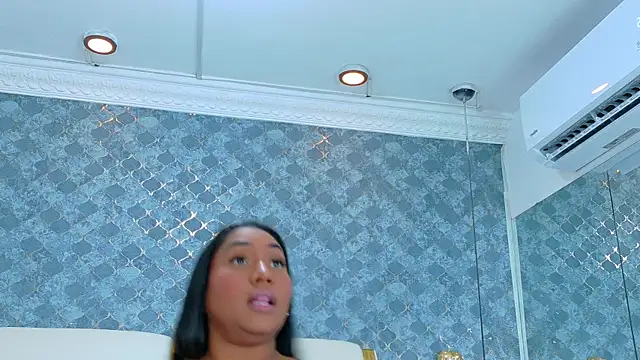 NaiomyLanes online show from 31, 3, 2026