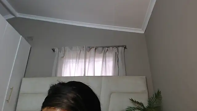 naughtyblackdolie online show from 31, 1, 2025